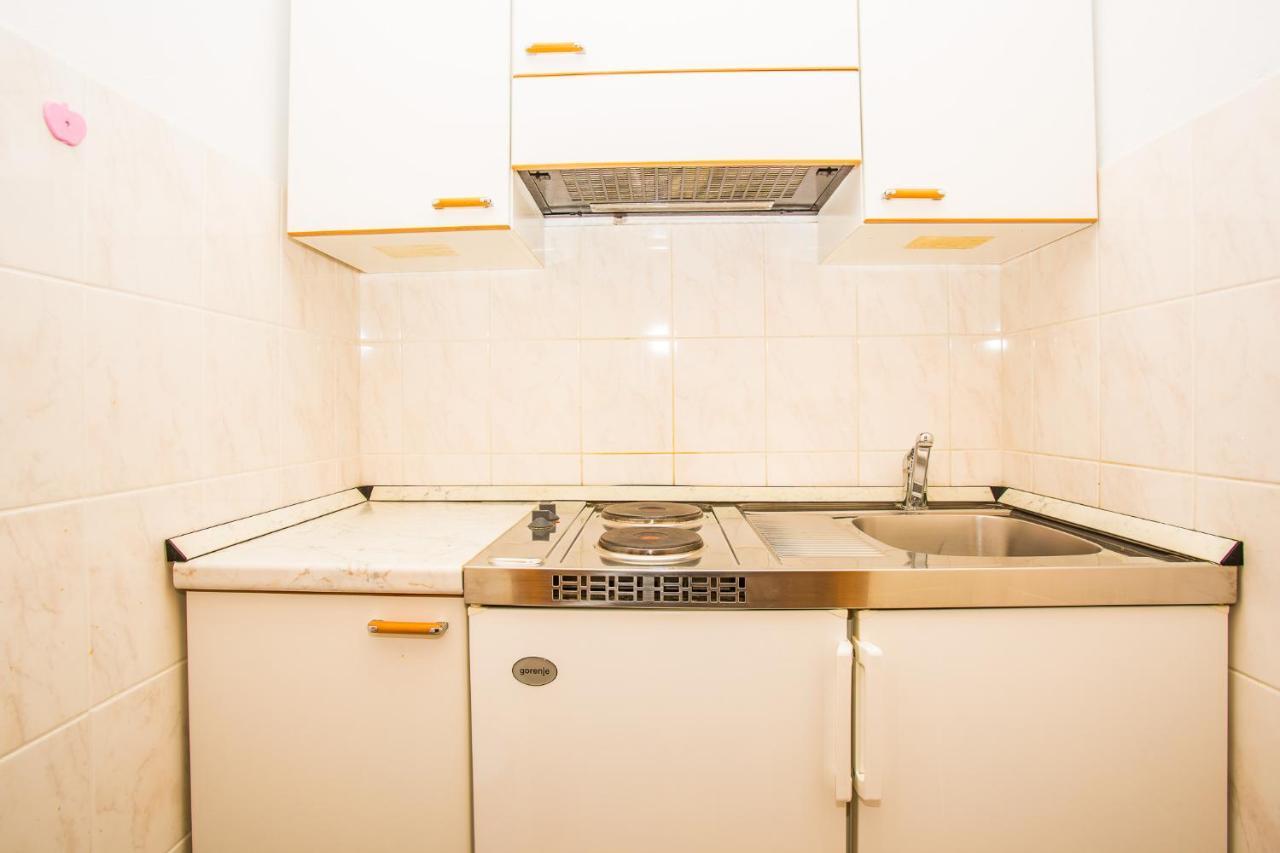 Apartmani Pava Омиш Экстерьер фото