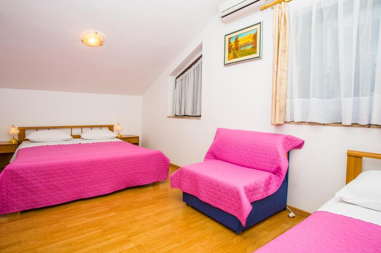 Apartmani Pava Омиш Экстерьер фото